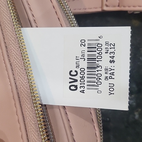 NWT Studio 33 Pink Crossbody Bag with Floral Embellishment - Picture 6 of 8